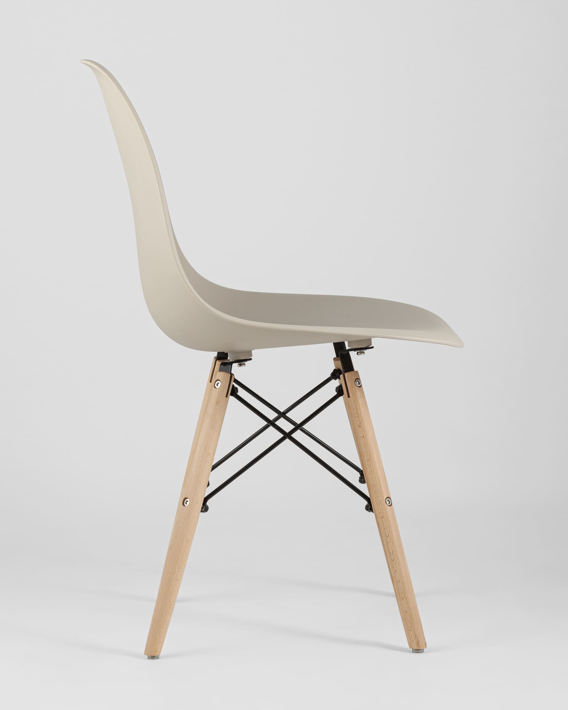 Комплект стульев Eames Style DSW бежевый x4 шт