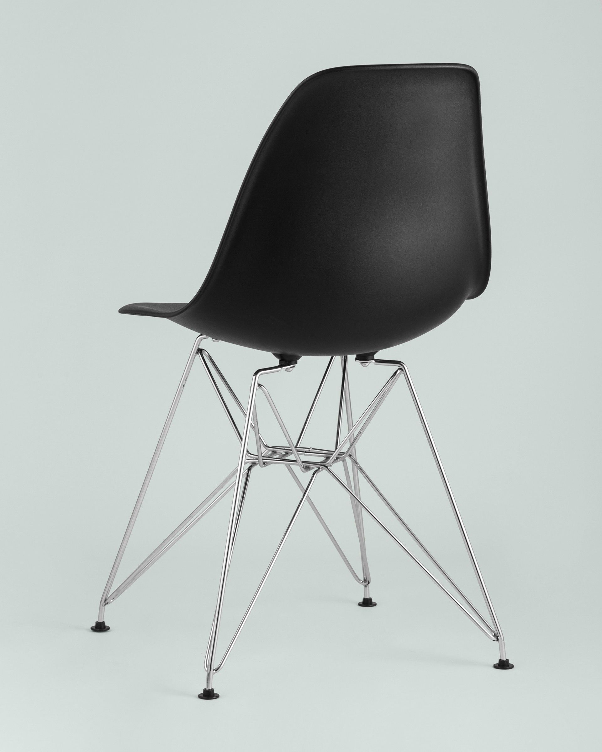 Стул Eames DSR черный